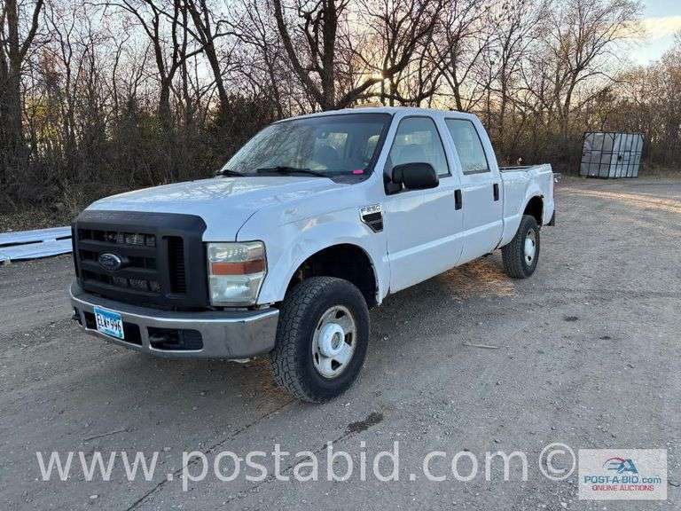 2008 Ford F250 4 Door XL 4x4 Super Duty Truck With 209,995 Miles, 5.4L V8 G