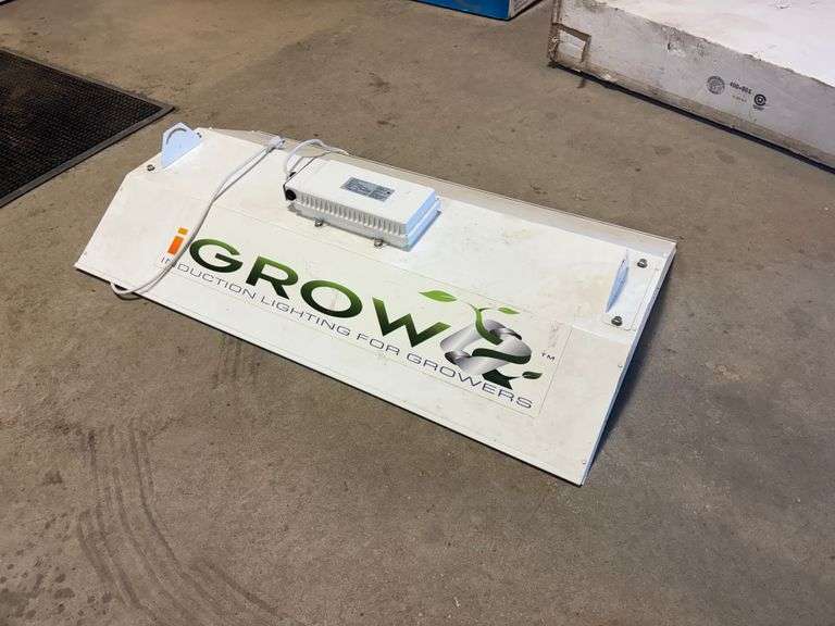 Grow Induction Lighting For Growers,Owner Stated Works. Approx. 4' x 27" In Size.