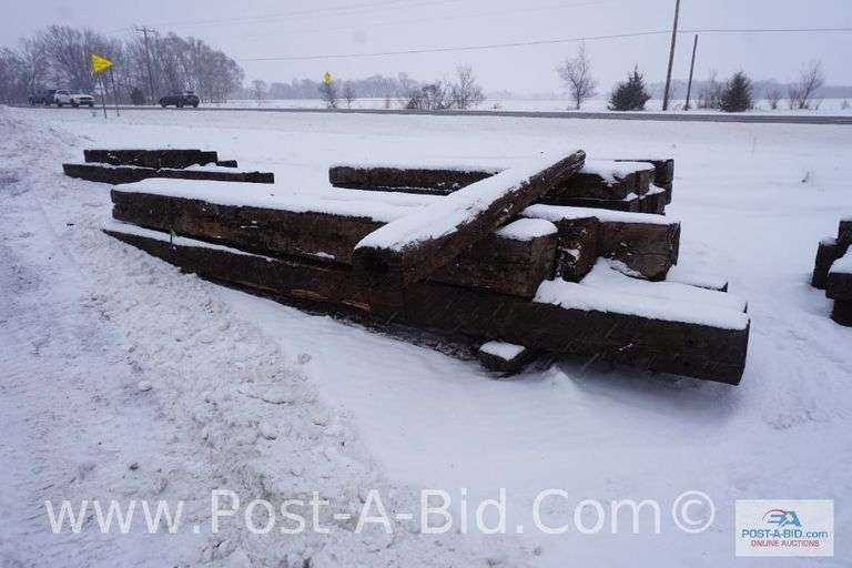 Lot Of Misc. Bridge Timbers, Approx. 14-20', Inspect For Size, Quality And Quantity.