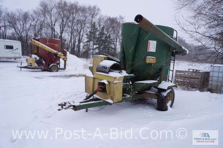 Artsway 325 Grinder Mixer With Working Scale, Owner Stated, "Was Being Used