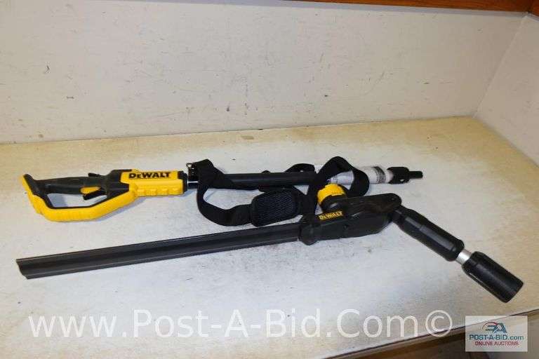 DeWalt 22" Pole Hedge Trimmer, 20 V, No Battery Or Charger, Owner Stated, "