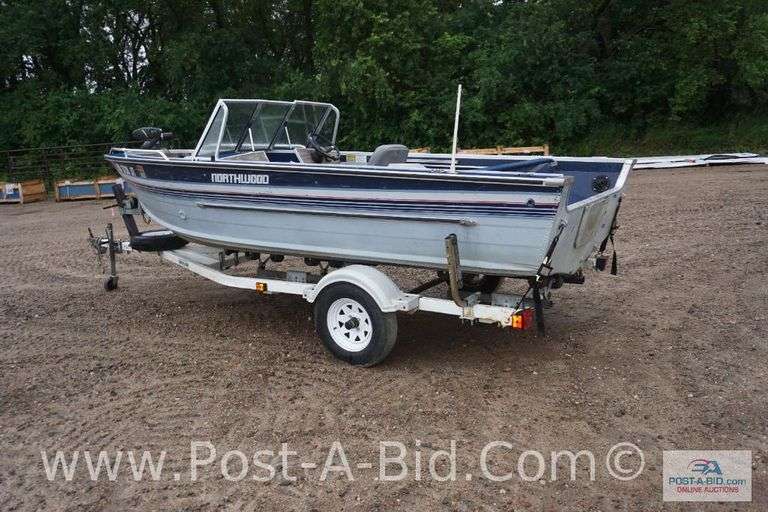 1989 Northwoods 16' Boat- No Motor, Has Minnkota 40 Lb Thrust Bow Mount Tro