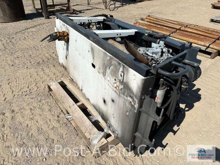 Carrier Transicold Reefer Unit Off Of Box Truck, Powered By Kubota 1.1 Lite