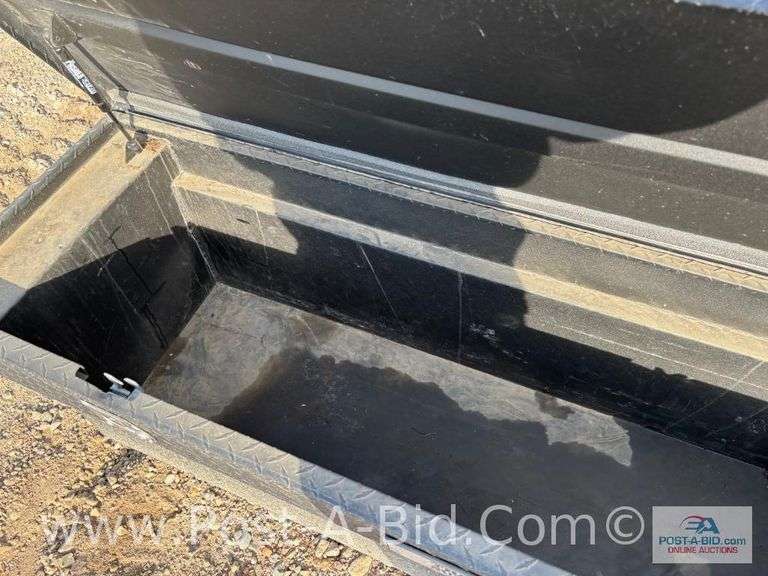 Black Truck Tool Box 5' Long By Tractor Supply, No Key.