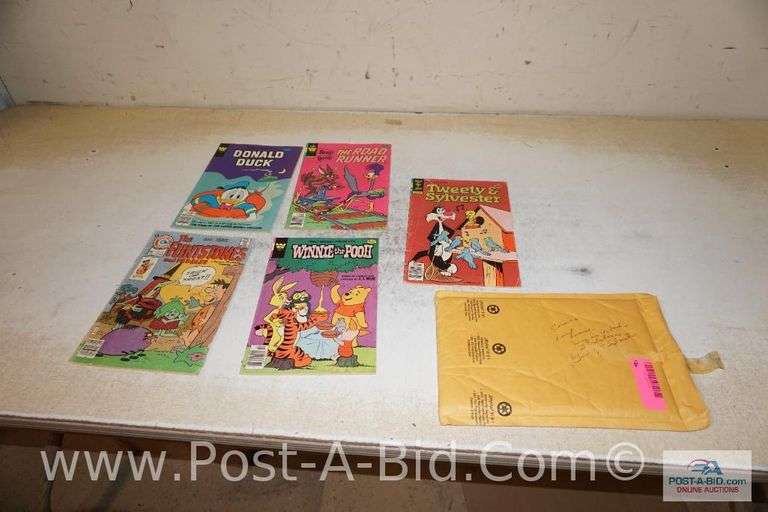 5-Vintage Comic Books, 1-Beep Beep, The Road Runner 1980 #89, 1-Winnie The