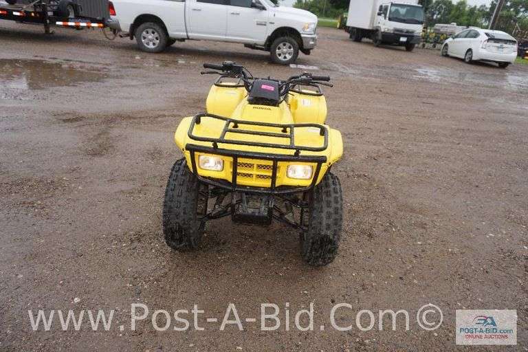 2004 Honda Recon 4x2 Fourwheeler, MN DNR 124RU, Runs And Drives. Tax And Ti