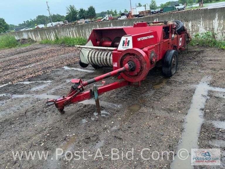 International 47 Square Bailer Model 47, Owner Stated, "Bought New, 1 Owner