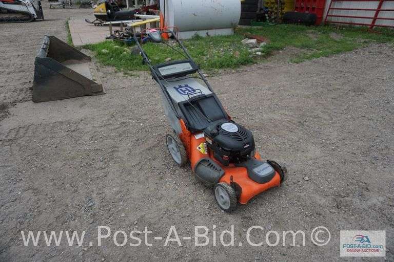 Husqvarna 21" Self Propelled Lawn Mower, Model 65021 ES, Runs But Idling Ga