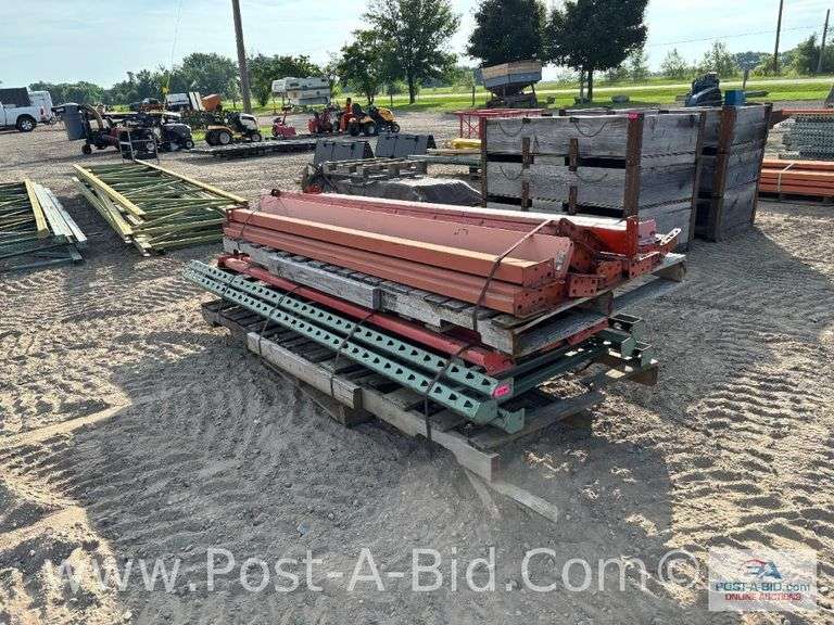 Misc. Pallet Racking 3 Uprights Approx. 9' T x 14 Crossbeams.