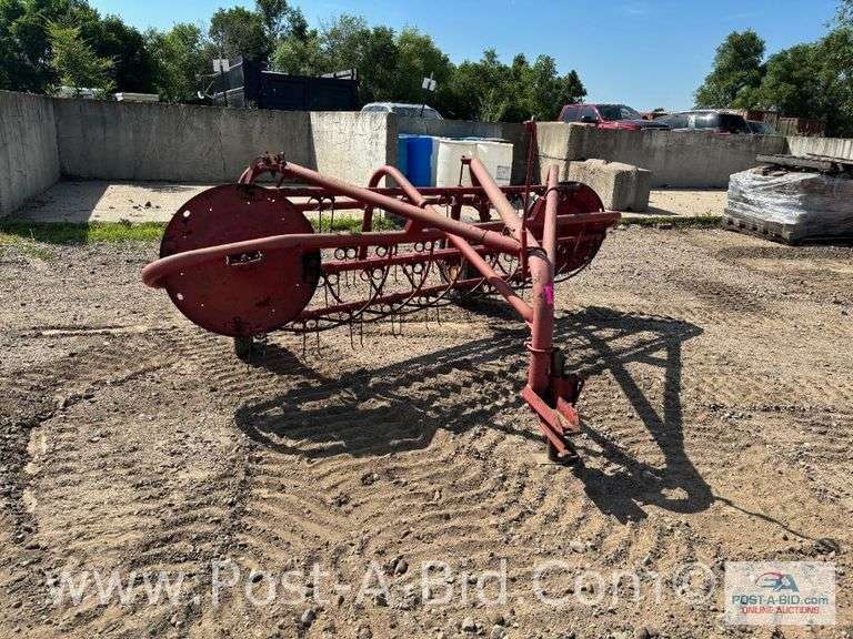 Ford Series 508 Hay Rake, Owner Stated, "Works Good."