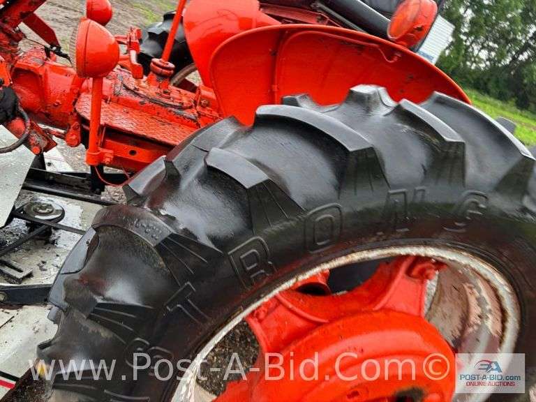 VAC Case, With 60" Belly Mower, Hydraulic Lift, Lights, 12 Volt,Dead Battery