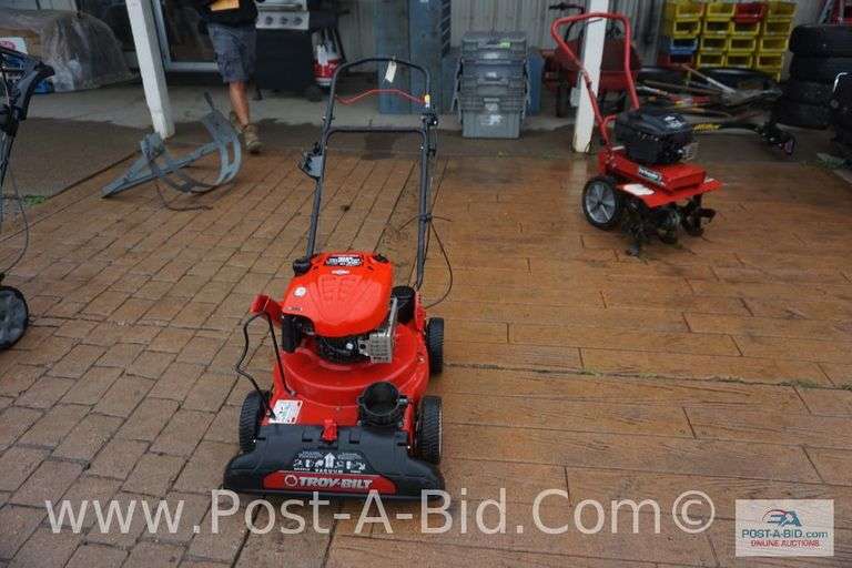 Troy Bilt CSV 070 Mower With 6.75 Gas Motor, Condition Unknown.