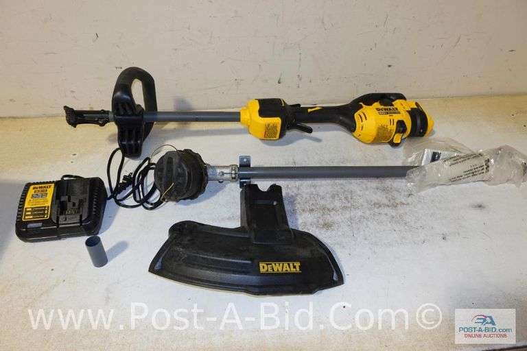 DeWalt Flex Volt 60 Volt, 17" DCST9721, Brushless, Owner Stated, "Works Goo