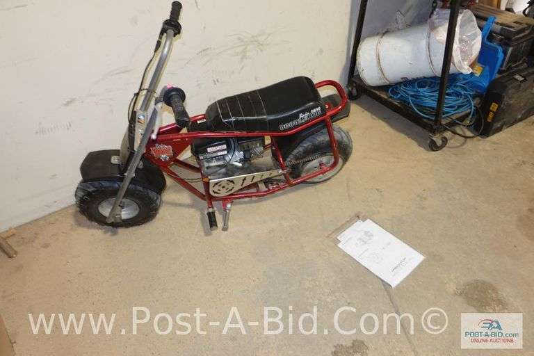 Baja Doodle Bug Mini Bike Model DB30, 79 CC's, Predator Motor, Runs, Owener