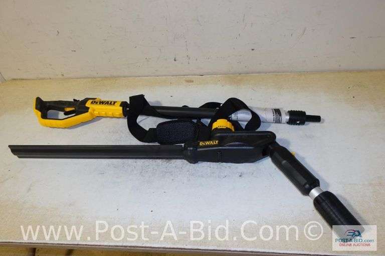 DeWalt 22" Pole Hedge Trimmer, 20 V, No Battery Or Charger, Owner Stated, "