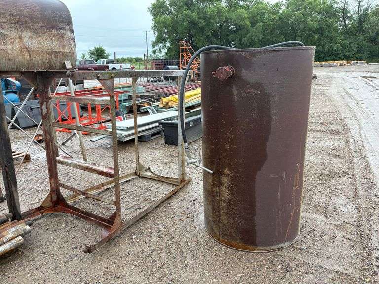 300 Gallon Tank, On Stand.