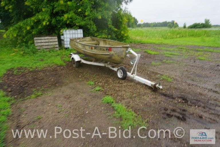 Meyers 12' Old Fishing Boat, DNR 6541 BM, No Registration On Trailer. Regis