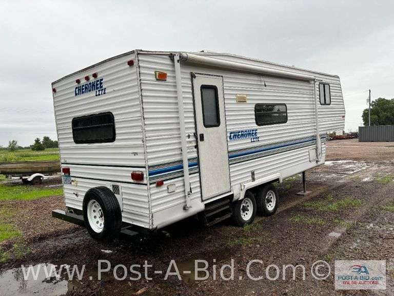 2000 Cherokee Lite 5th Wheel Camper, Approx. 24' In Length, 1 Slideout, New