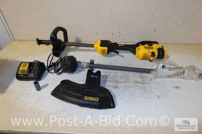 DeWalt Flex Volt 60 Volt, 17" DCST9721, Brushless, Owner Stated, "Works Goo