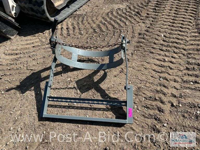 Barrel Clamp For Lifting 55 Gallon Barrels.