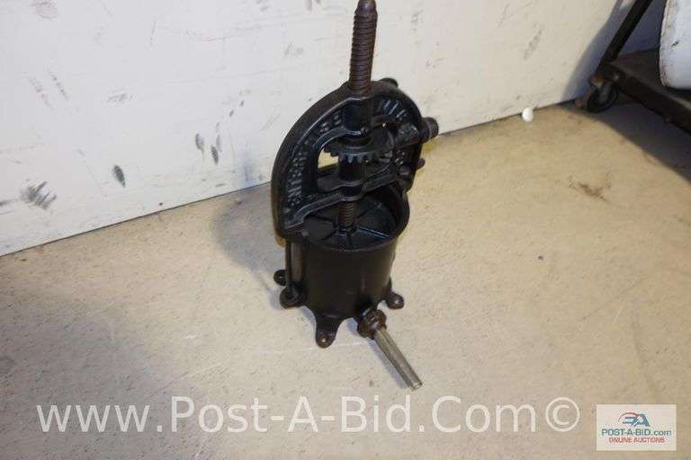 Enterprise Sausage Stuffer 10 Pound.