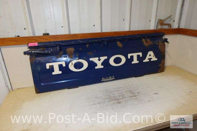 1980's Toyota Tail Gate.