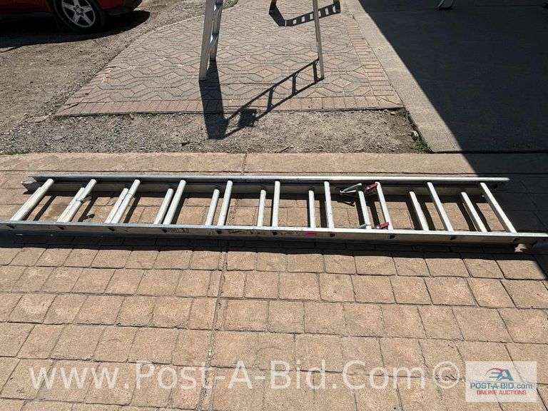 Werner 20' Aluminum Extension Ladder, D-1120-2X.