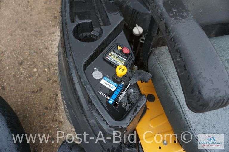 Cub Cadet RZT SX Steering Wheel Zero Turn Hydrostatic Riding Lawn Mower Wit