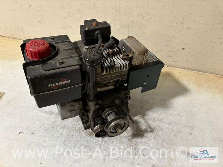 5 HP Tecumseh Electric Start Motor, Owner Stated, "Runs."