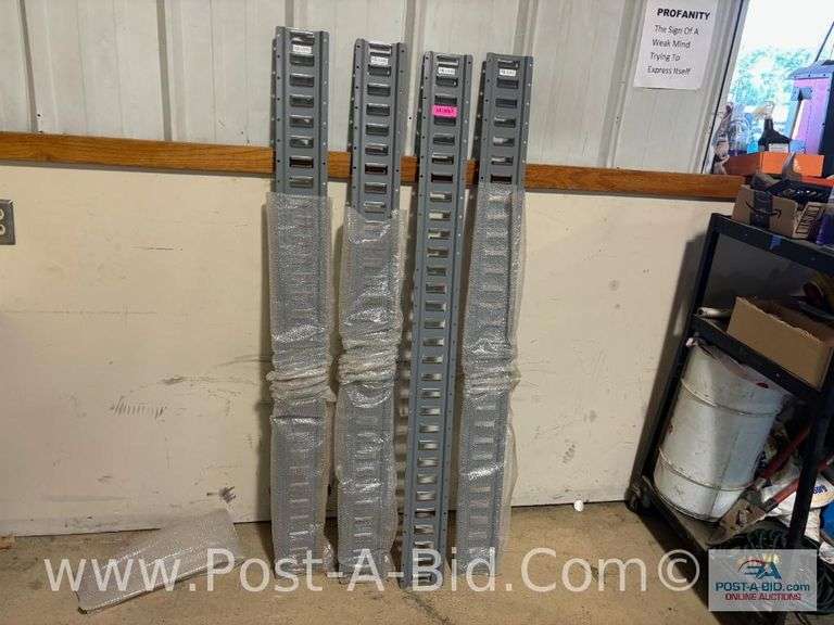 4 x 5' E Track Rails, New.