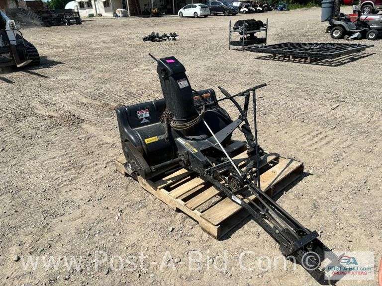 Simplicity Snow Thrower, 36" Includes Extra Belt And Set Of Tire Chains, #1
