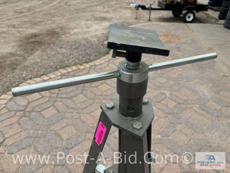 Pittsburg 2 Ton Safety Stand.