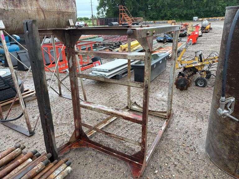 300 Gallon Tank, On Stand.