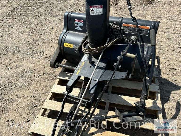 Simplicity Snow Thrower, 36" Includes Extra Belt And Set Of Tire Chains, #1