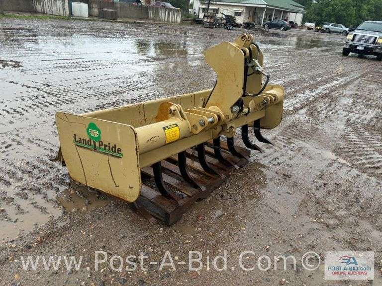 LandPride Box Scraper, HRL3572, Hydraulic Operated Scarifier Teeth, 3 Point