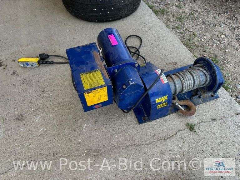 MY-TE Winch Hoist, 110 Plug In.