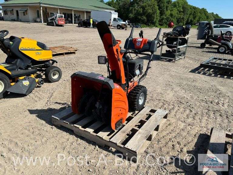 Husqvarna St 324 Snowblower, With 24" Width, Does Not Run, Serial Number #