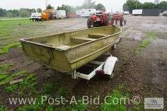 Meyers 12' Old Fishing Boat, DNR 6541 BM, No Registration On Trailer. Regis