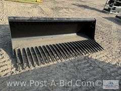 78" Bucket With Quick Tach Plate.
