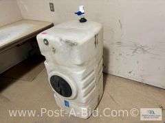 50 Gallon Sprayer Tank, With 1" Valve.