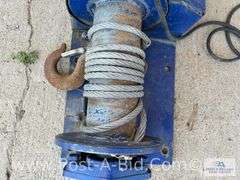 MY-TE Winch Hoist, 110 Plug In.