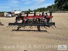 Case International Harvester 6500 Conser Till, 9 Shank, 10' 6" Wide.