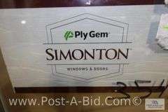 Simonton Vinyl Single Hung Window, 35 1/2" x 61 1/2" Never Installed.