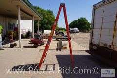 Louisville 8' Ladder.