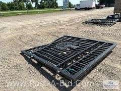 Set Of 2- 14' Bi-Fold Gates.