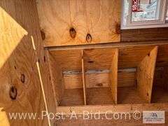 Chicken Coop, Owner Stated, "Fully Insulated And Vented," 5 Nesting Boxes, Boards Mounted On Roof To