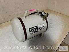 Shop Tool Portable 5 Gallon Air Tank.