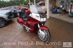 2000 Honda Goldwing 1500 Aspencade 25th Anniversary Edition Motorcycle With