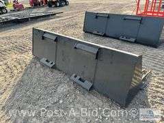 78" Bucket With Quick Tach Plate.