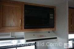 1993 Fleetwood Prowler XT-1 22' Camper, Owner Stated, "AC And Water Pump Wo